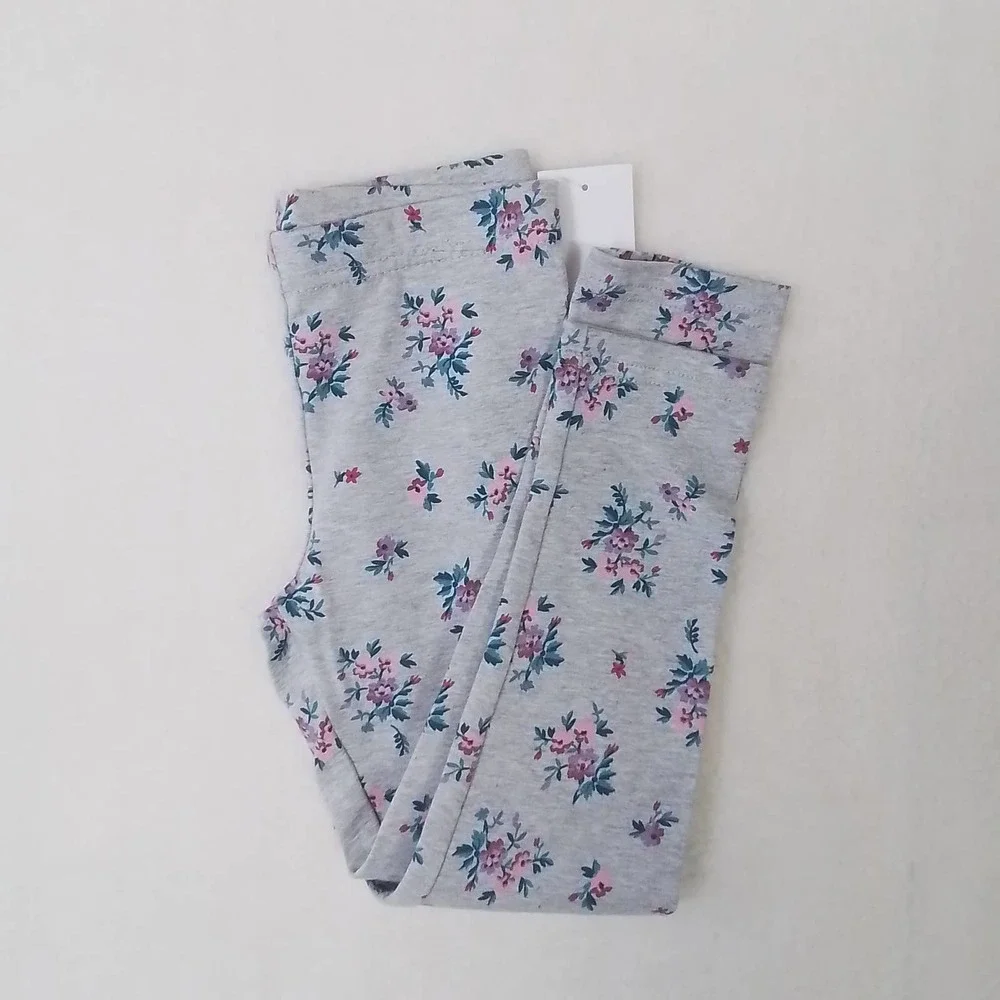 OshKosh Cotton Blend Leggings Size 4‎ in Gray w/ Floral Print